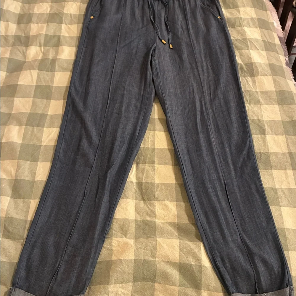 Ellen Tracy Chambray Blue Drawstring Cuffed Ankle Pants Tencel EUC S Classic - Picture 4 of 12